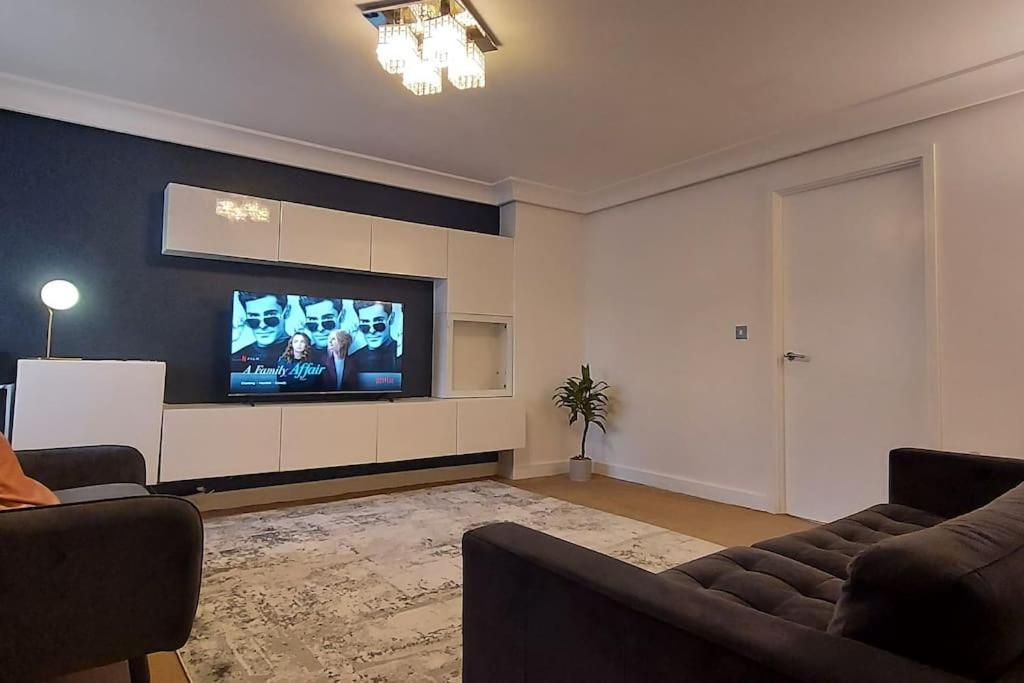 Modern Home Near Etihad, Coop Live Μάντσεστερ Εξωτερικό φωτογραφία